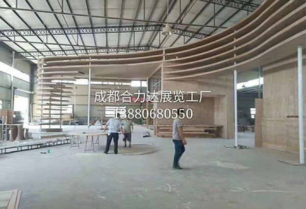 正在預搭建1